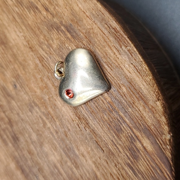 Garnet crystal heart drop pendant‎ - Picture 2 of 2